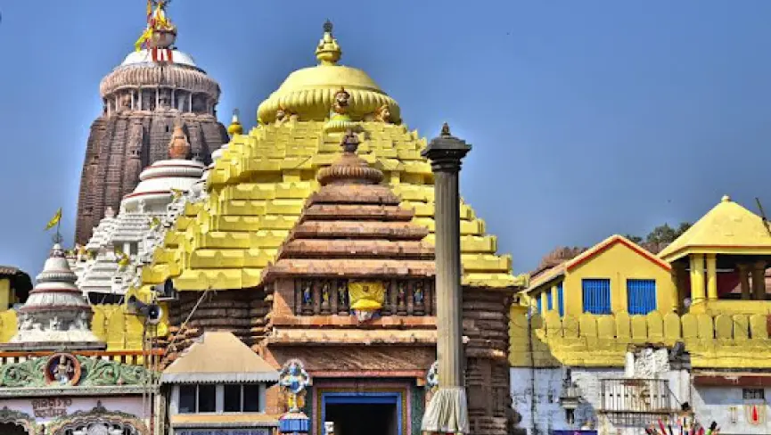 how to reach puri by train road air