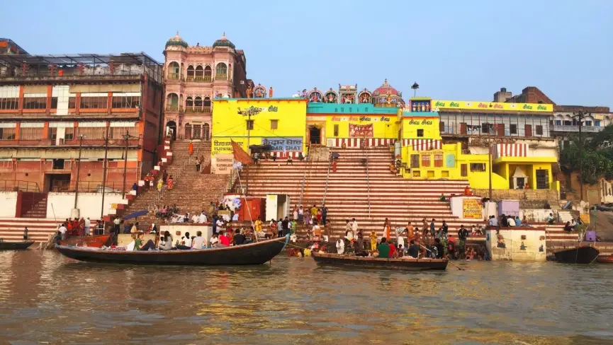 best ghats to visit in varanasi for tourists