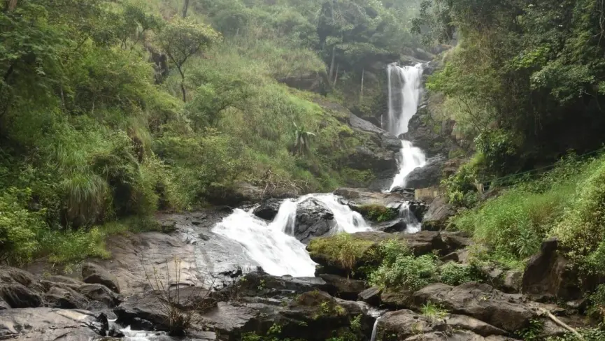 Iruppu Waterfalls
