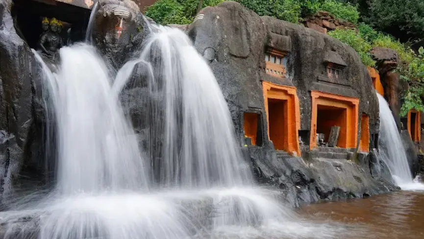 Kallathigiri Waterfalls