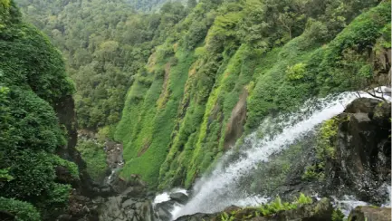 onake abbi waterfalls