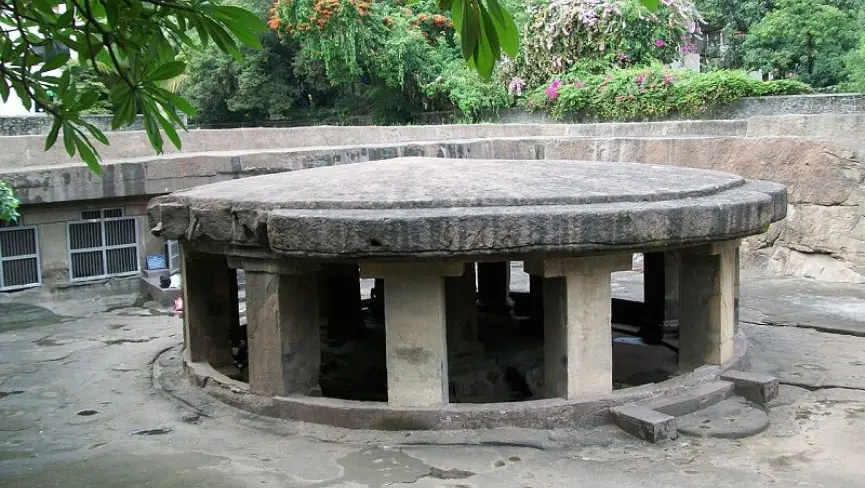 Pataleshwar cave temple