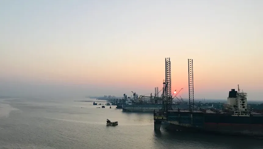 Alang Ship Breaking Yard