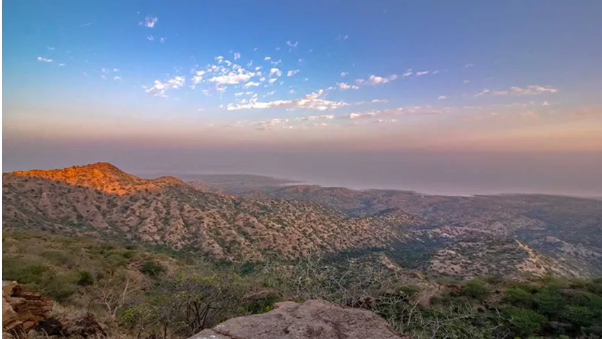 Kalo Dungar Black Hill