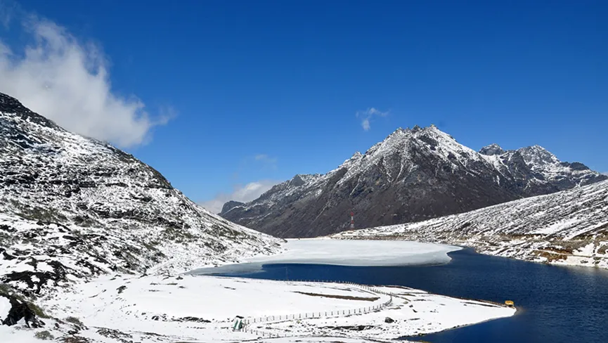 Sela Lake