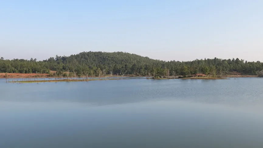 Khandarani Lake