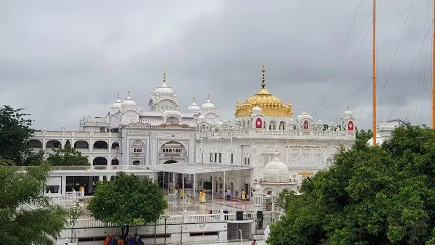 Gurudwara Dashmesh Darbar Paras Nagar