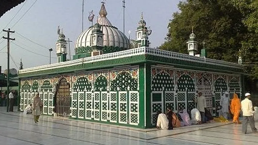 Piran Kaliyar Sharif