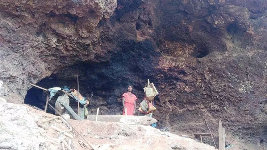 Kanchangarh Cave
