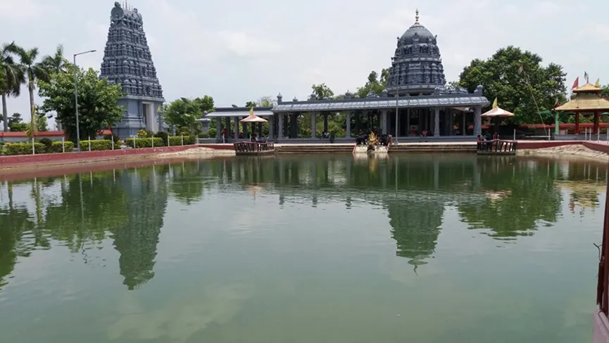Avadhuteshwar Shiv Mandir