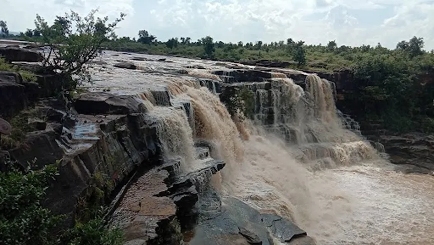 Tulsi waterfall Sabri