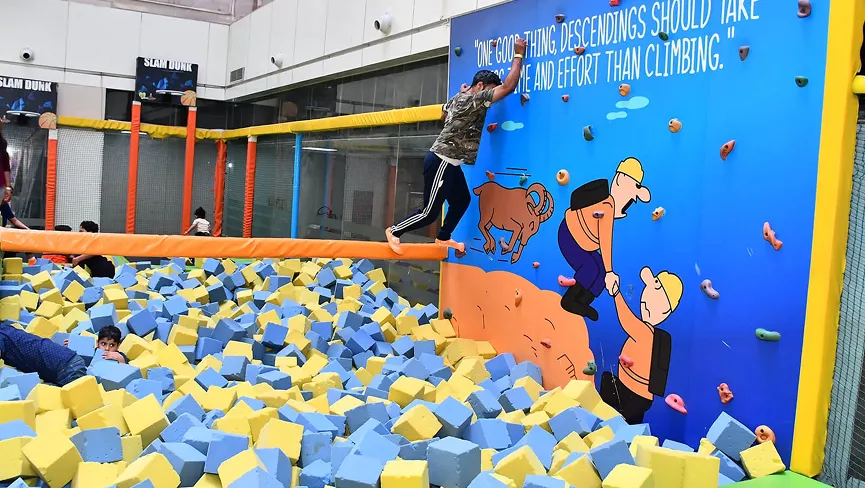 SkyJumper Trampoline Park Noida Wave