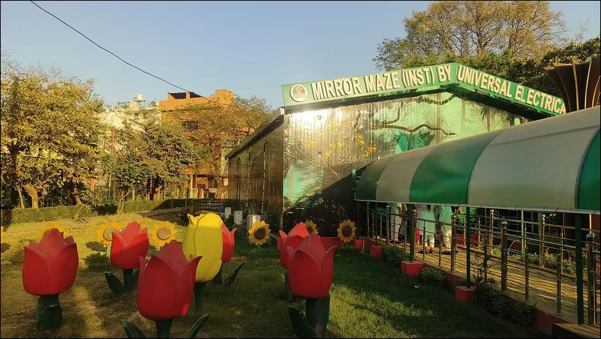 Moradabad Mirror Maze
